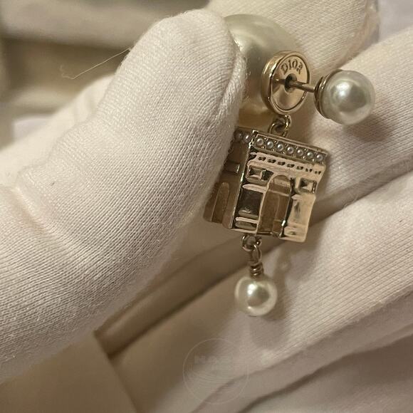 Christian Dior “Plan de Paris” Tribales Earrings | Fall/Winter 23 France Limited - Picture 7 of 10